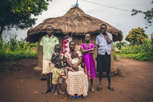 FFH, Uganda, refugee, mother, woman, children, kids, family